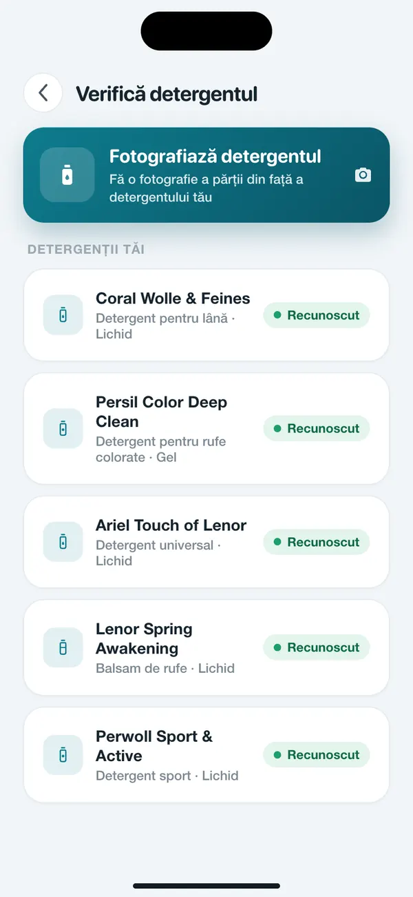 Lista detergenților salvați în WashGuard, fiecare recunoscut dintr-o poză